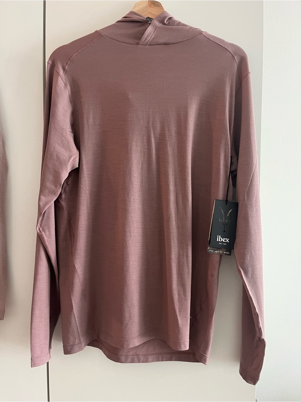 NWT Ibex Springbok Sun Hoodie - Mauve Heather